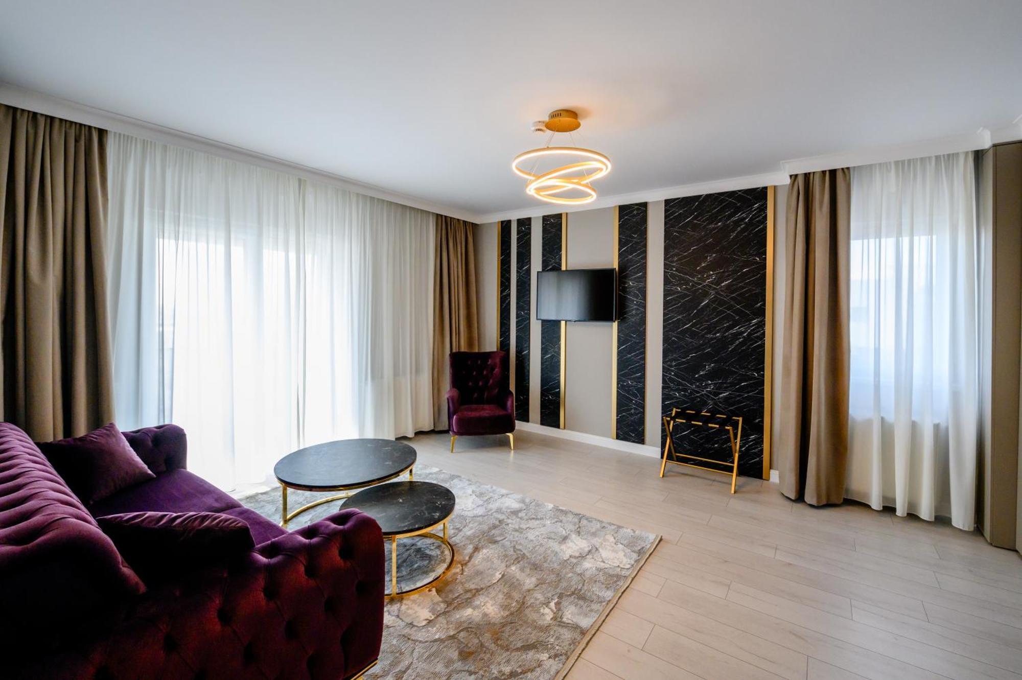 Elitte Inn & Suites Roşu Exteriör bild