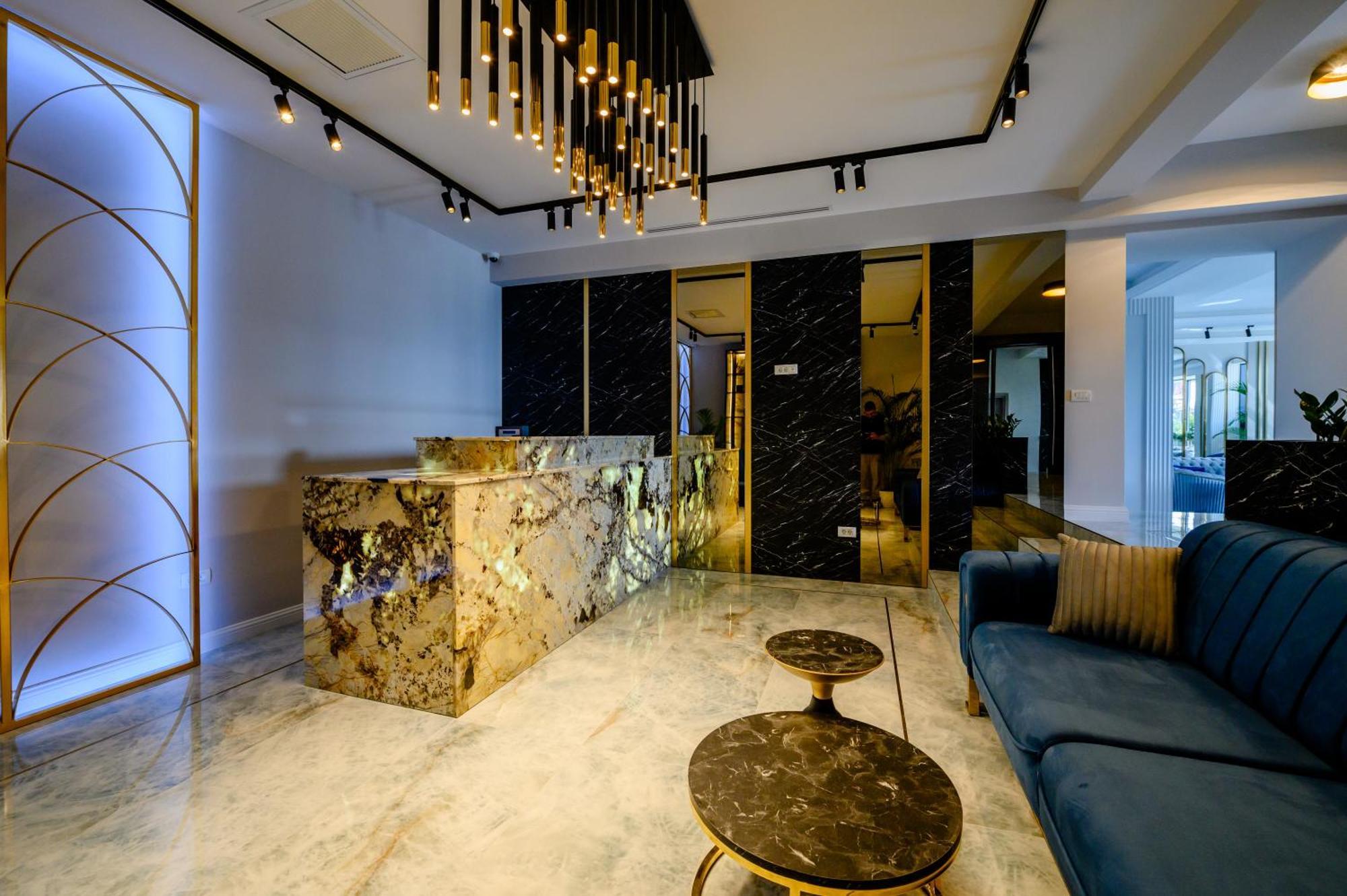 Elitte Inn & Suites Roşu Exteriör bild