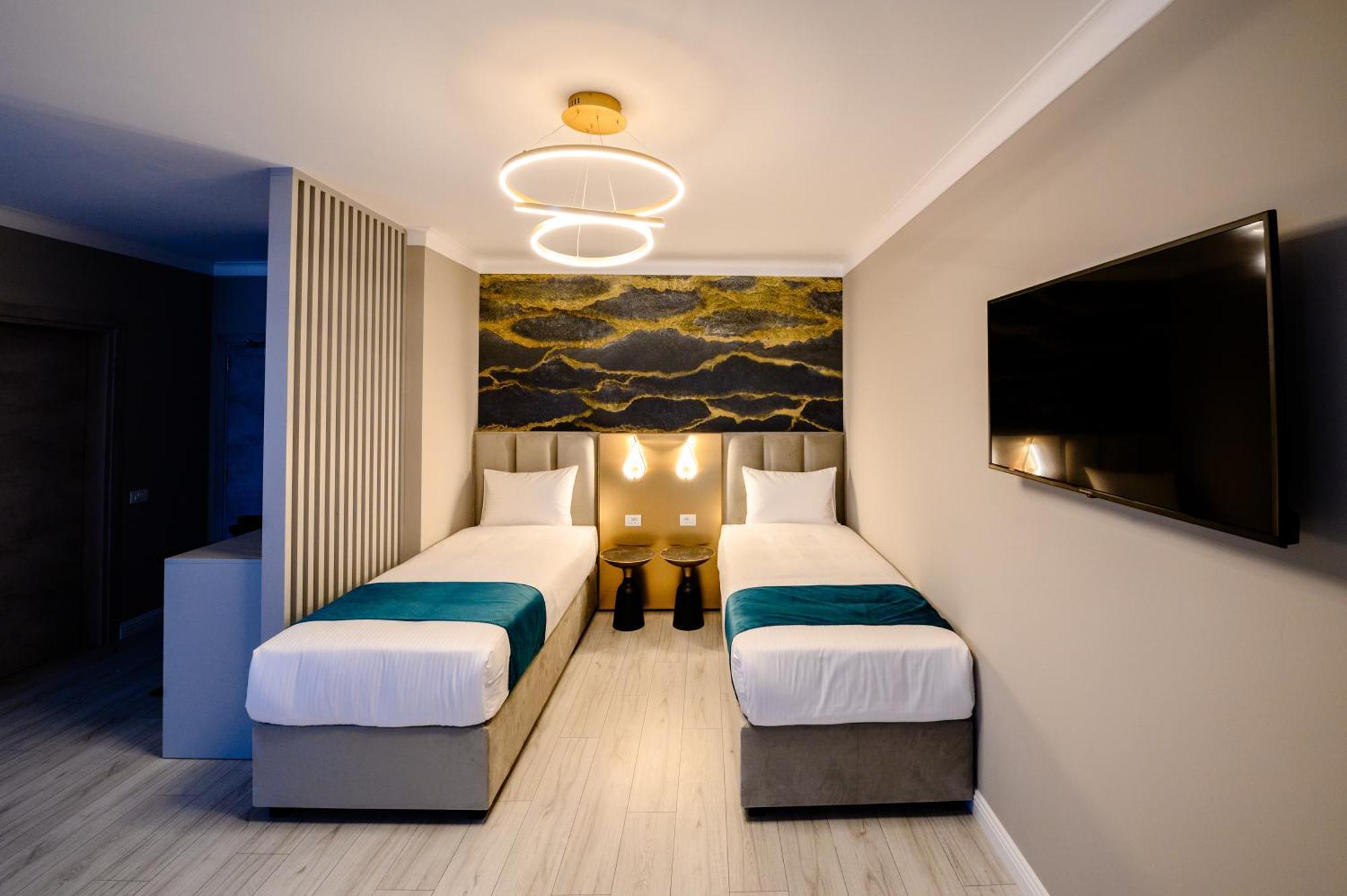 Elitte Inn & Suites Roşu Exteriör bild