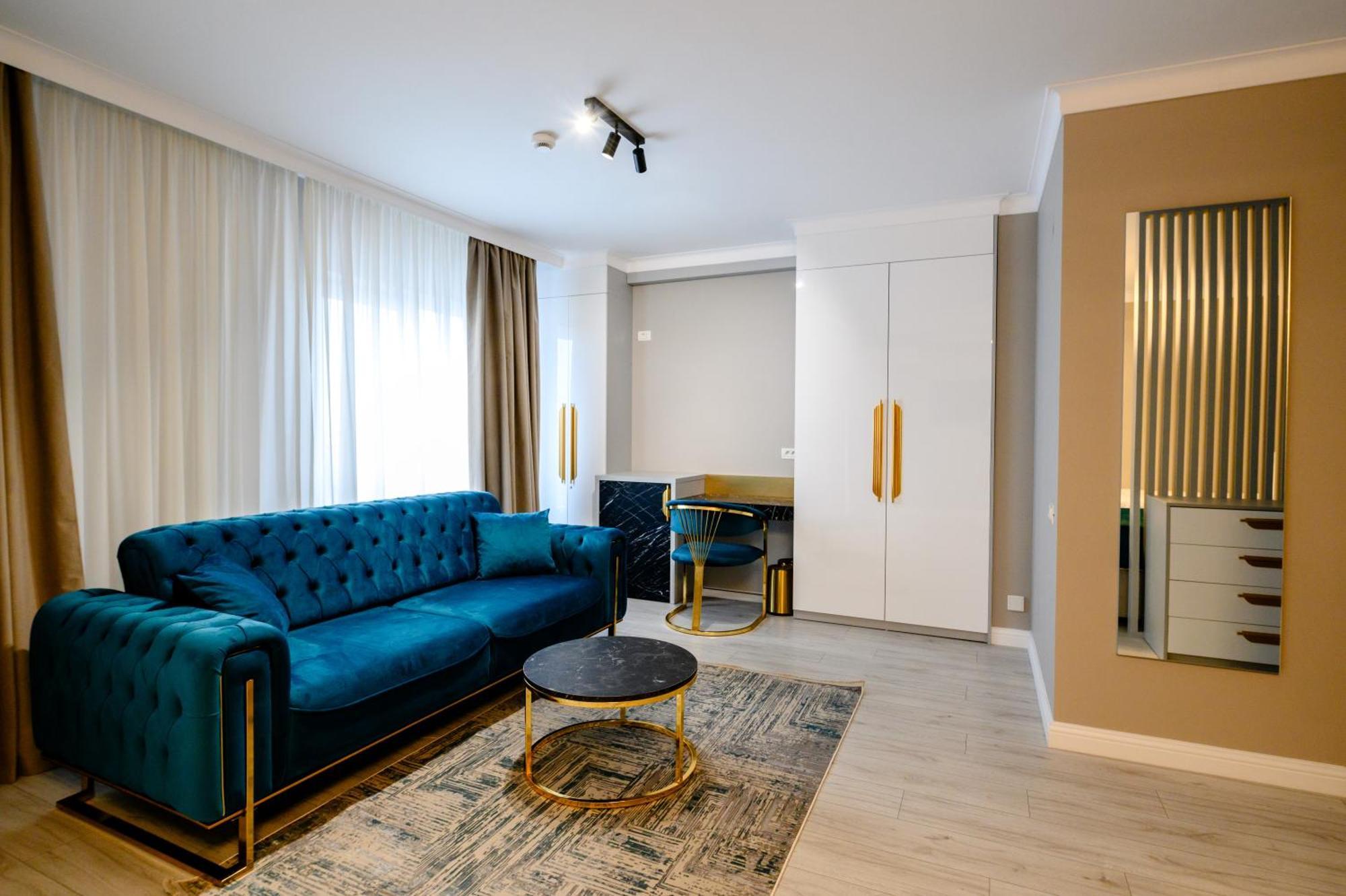 Elitte Inn & Suites Roşu Exteriör bild