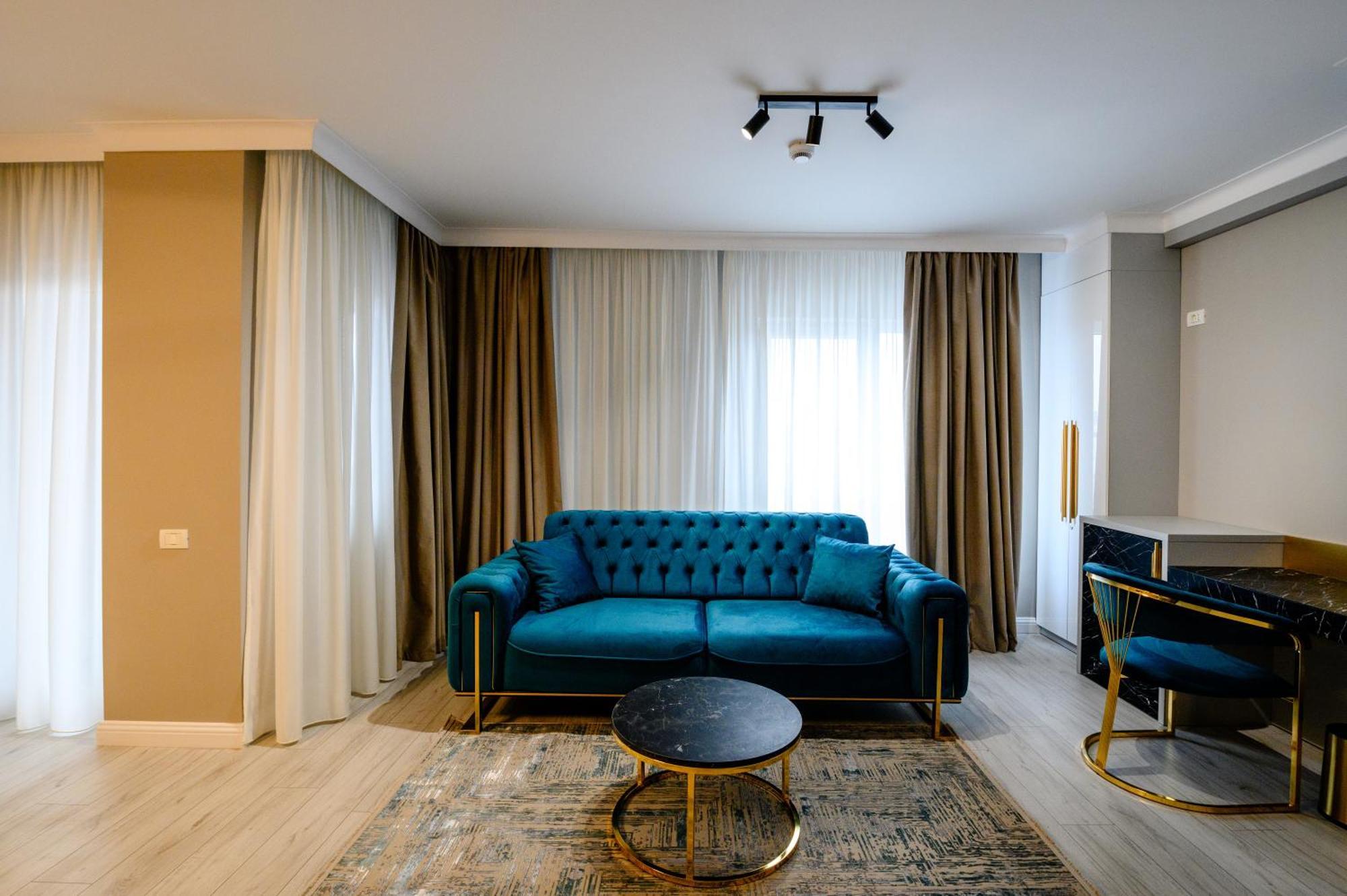 Elitte Inn & Suites Roşu Exteriör bild